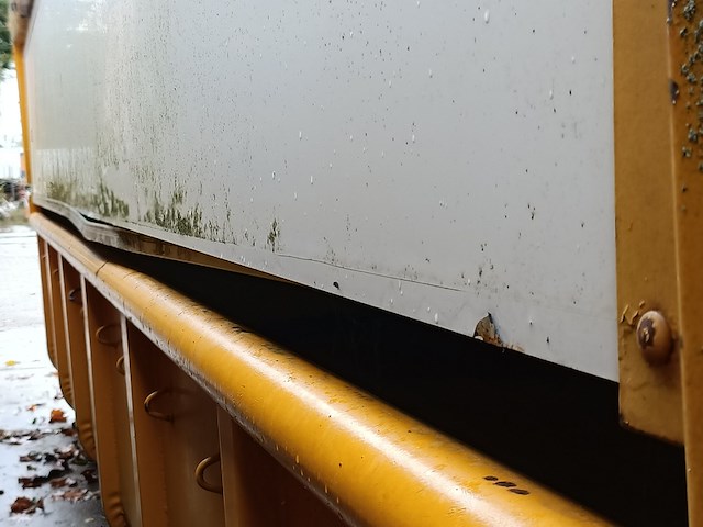 28 m³ asbest container, 2009 - afbeelding 13 van  14