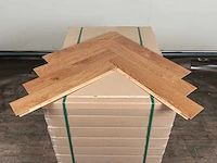 28 m2 parket eiken visgraat mutliplank - 660 x 110 x 14 mm - afbeelding 3 van  4