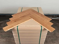 28 m2 parket eiken visgraat mutliplank - 660 x 110 x 14 mm - afbeelding 3 van  4