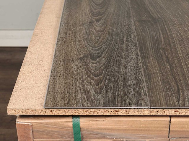 28 m2 pvc click plank - 1510 x 210 x 4,5 mm - afbeelding 2 van  4