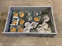 28 mokken en 5 asbakken - afbeelding 2 van  3