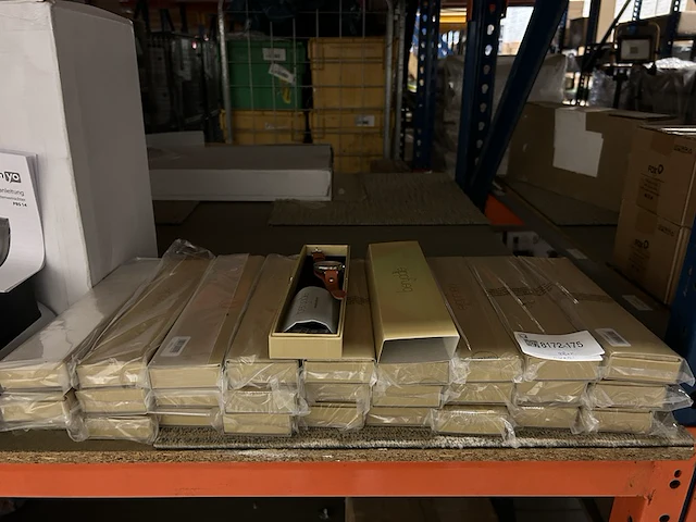 28x dameshorloge met leren band berydale - afbeelding 1 van  5
