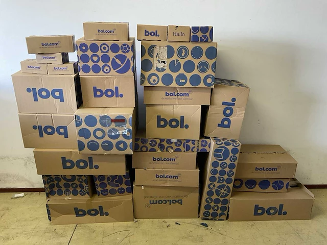 29x bol.com - ongeopende retourpakketten - afbeelding 1 van  1