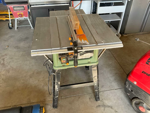 2force zt250 zaagtafel - afbeelding 1 van  4