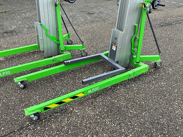 2x 2023 mantall alp-20 kanaallift - afbeelding 18 van  18