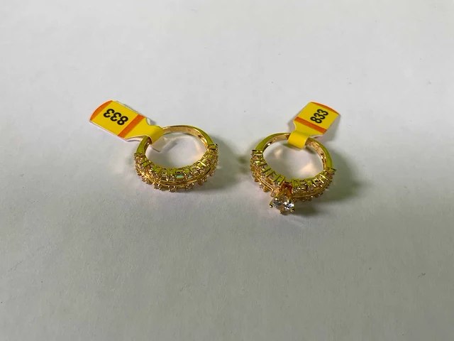 2x 20karaats geelgouden ringen - afbeelding 1 van  5