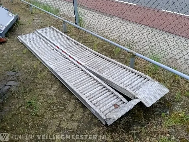 2x 2x aluminium oprijplaat - oprijramp - afbeelding 1 van  4