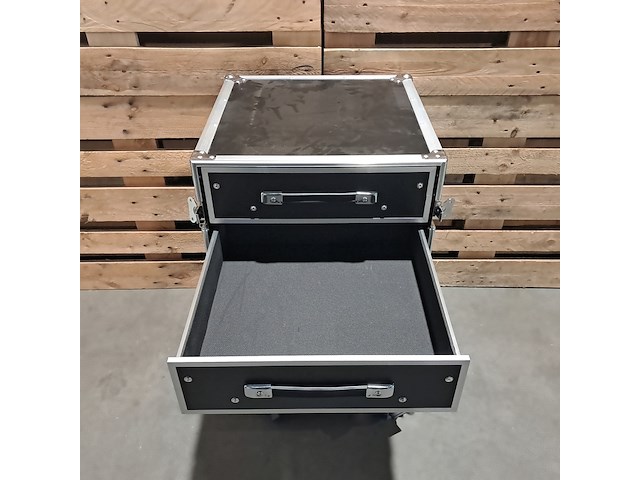2x 5-laden flightcase, power dynamics, pd-fa6, met uitklapbare tafel - afbeelding 15 van  15