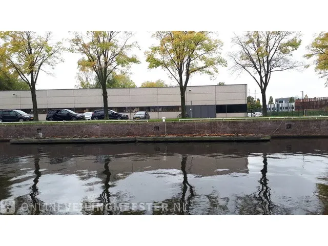 2x aanmeer catamaran (locatie amsterdam) - afbeelding 1 van  6