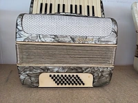 2x accordeon, hohner en kosmo - afbeelding 3 van  14
