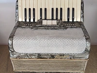 2x accordeon, hohner en kosmo - afbeelding 14 van  14