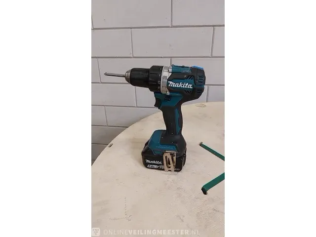 2x accu boormachine makita, ddf484, dml801 - afbeelding 9 van  11
