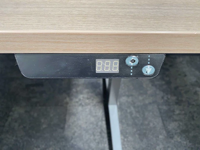2x ahrend - elektrisch zit-sta bureau 200x80 - afbeelding 2 van  12