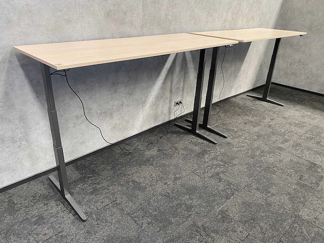 2x ahrend - elektrisch zit-sta bureau 200x80 - afbeelding 4 van  12