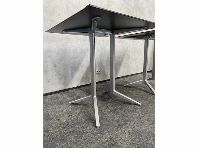 2x ahrend - statafel 113x113 - afbeelding 11 van  11
