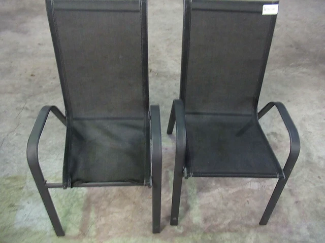 2x aluminium tuinstoelen - afbeelding 1 van  4