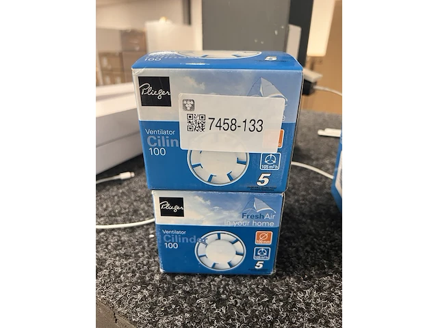 2x badkamerventilator, plieger - afbeelding 1 van  4