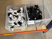 2x bak met usb stekkers en opladers nokia - afbeelding 1 van  6