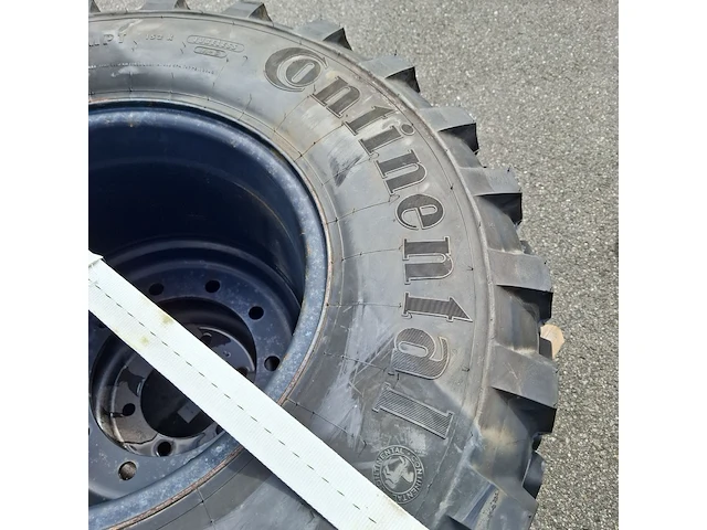 2x band op velg, continental, michelin, o.a mpt 81 - afbeelding 2 van  5