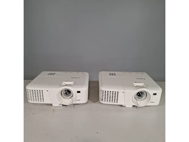 2x beamer, canon, lv-x320, 2017 - afbeelding 1 van  16