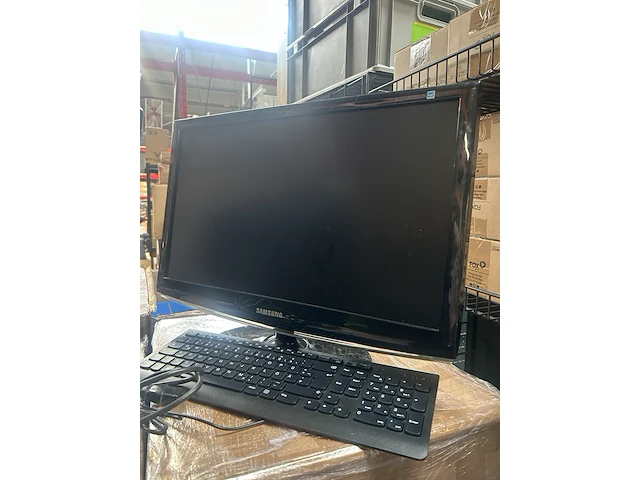 2x beeldscherm 24", philips, samsung - afbeelding 3 van  6
