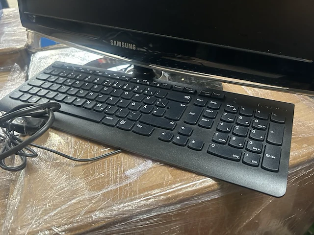 2x beeldscherm 24", philips, samsung - afbeelding 4 van  6