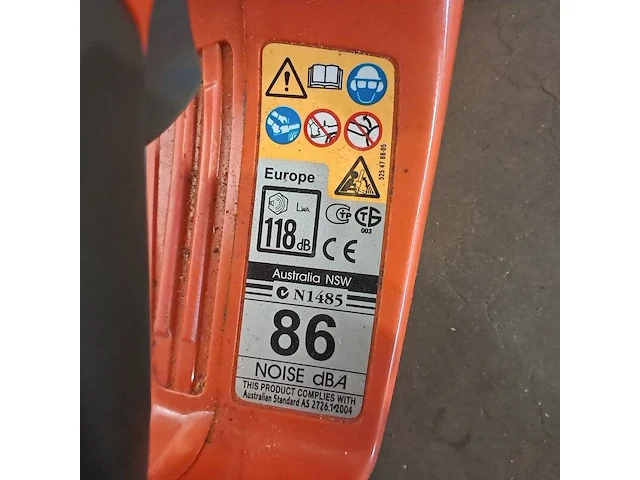 2x benzine kettingzaag, stihl & husqvarna - afbeelding 9 van  17
