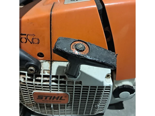 2x benzine kettingzaag, stihl & husqvarna - afbeelding 12 van  17