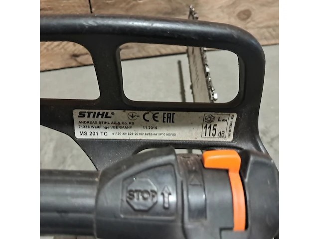 2x benzine kettingzaag, stihl, ms 192c & ms 201 tc - afbeelding 3 van  11