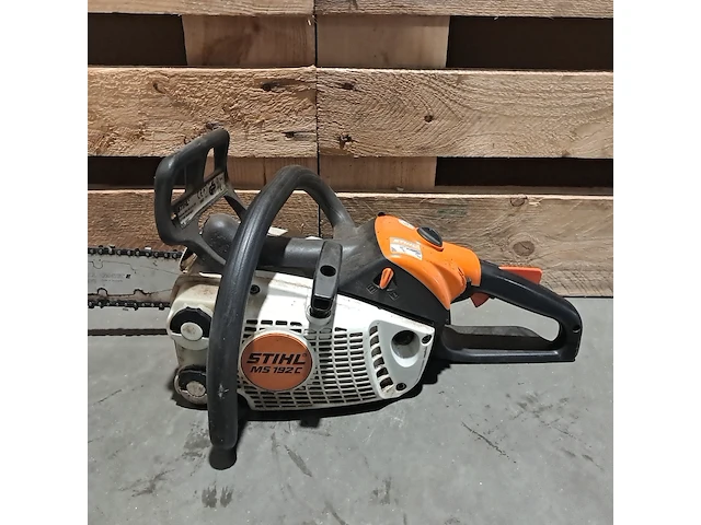 2x benzine kettingzaag, stihl, ms 192c & ms 201 tc - afbeelding 4 van  11