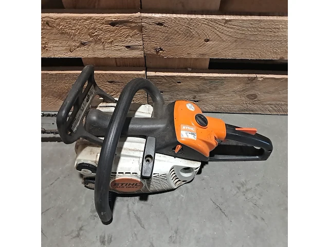 2x benzine kettingzaag, stihl, ms 192c & ms 201 tc - afbeelding 5 van  11