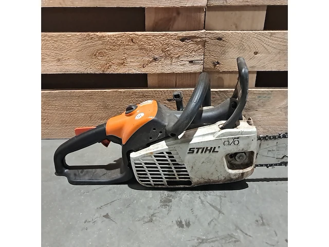 2x benzine kettingzaag, stihl, ms 192c & ms 201 tc - afbeelding 7 van  11