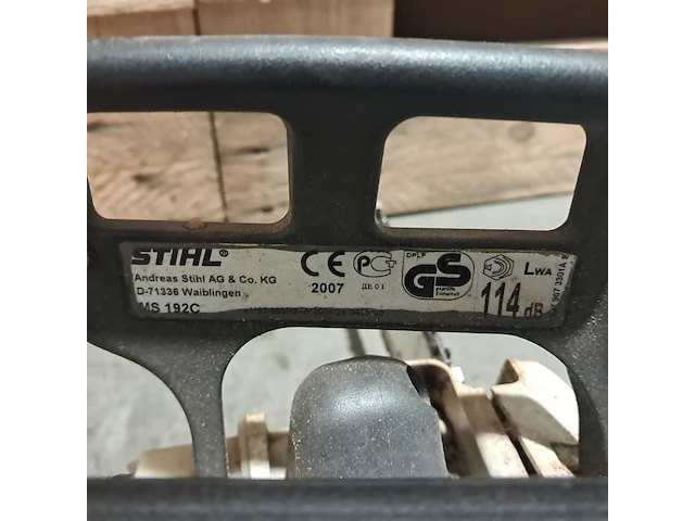 2x benzine kettingzaag, stihl, ms 192c & ms 201 tc - afbeelding 8 van  11