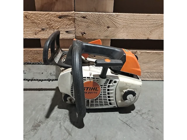 2x benzine kettingzaag, stihl, ms 192c & ms 201 tc - afbeelding 9 van  11