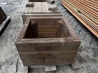 2x bloembakken hardhout | sommige licht vergrijsd - afbeelding 2 van  2