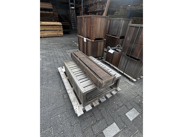 2x bloembakken hardhout | vergrijsd - afbeelding 2 van  2