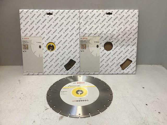 (2x) bosch eco universal diamantschijf - 300mmx20mm - afbeelding 1 van  3