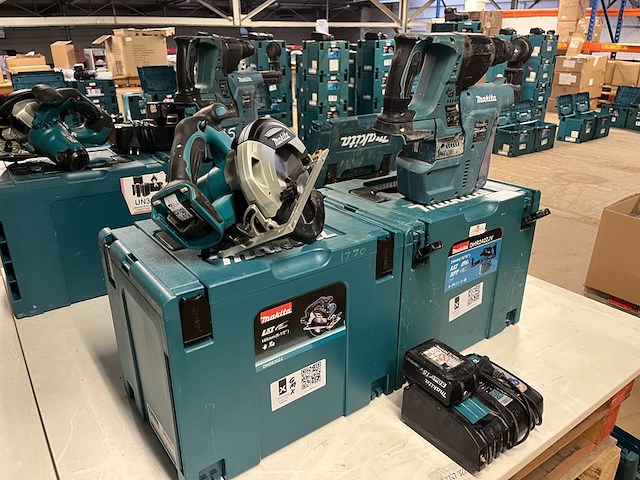 2x bouwgereedschap, 1x accu, 1x lader, m-boxen makita, 1x dhs630zj, 1x dhr242zjv - afbeelding 1 van  8