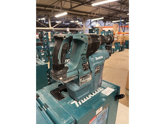 2x bouwgereedschap, 1x accu, 1x lader, m-boxen makita, 1x dhs630zj, 1x dhr242zjv - afbeelding 5 van  8