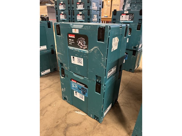 2x bouwgereedschap in m-box (1x cirkelzaag, 1x combihamer) makita, 1x dhs630zj, 1x dhr242zjv - afbeelding 1 van  5