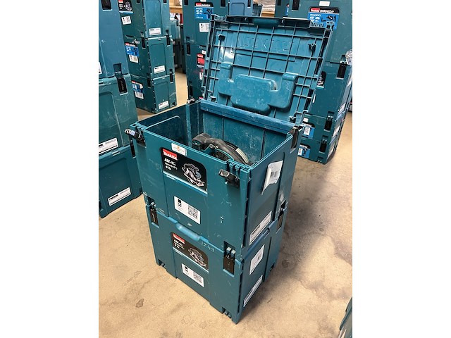 2x bouwgereedschap in m-box (2x cirkelzaag) makita, dhs630zj - afbeelding 1 van  5