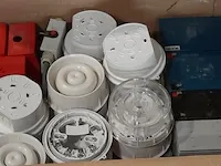 2x brandmeld kast o.a. siemens, o.a. cerberus, bouwjaar o - afbeelding 3 van  13