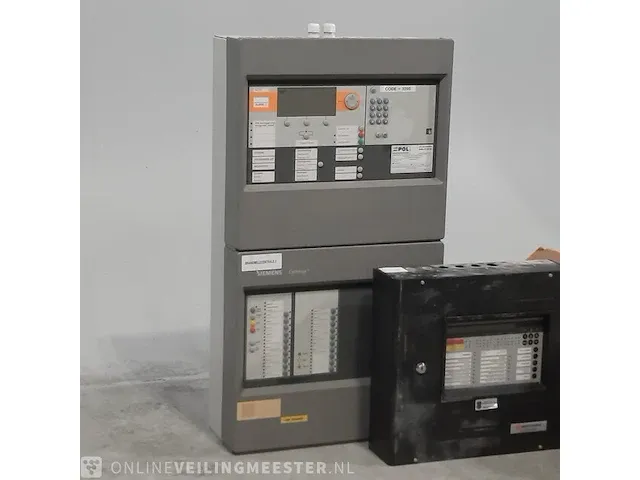 2x brandmeld kast o.a. siemens, o.a. cerberus, bouwjaar o - afbeelding 6 van  13