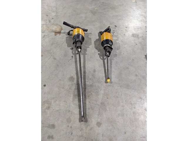 2x breekhamer en ca.14x beitel, atlas copco - afbeelding 2 van  18