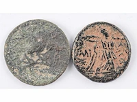 2x bronzen munten klein azië (turkije) , 2e/1e eeuw vóór christus - afbeelding 2 van  2