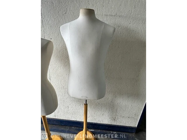 2x buste op voet - afbeelding 2 van  6