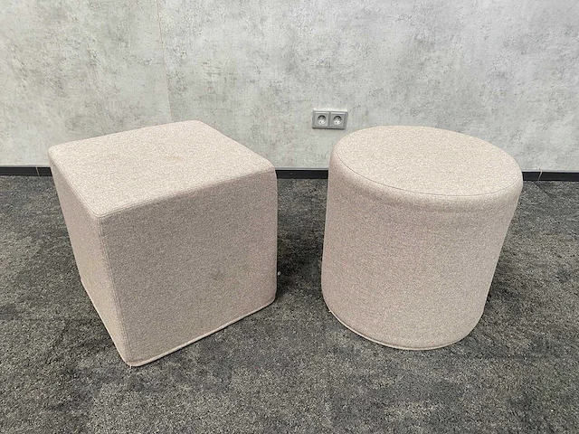 2x buzzispace buzzispot - akoestische design poef - taupe - afbeelding 7 van  9