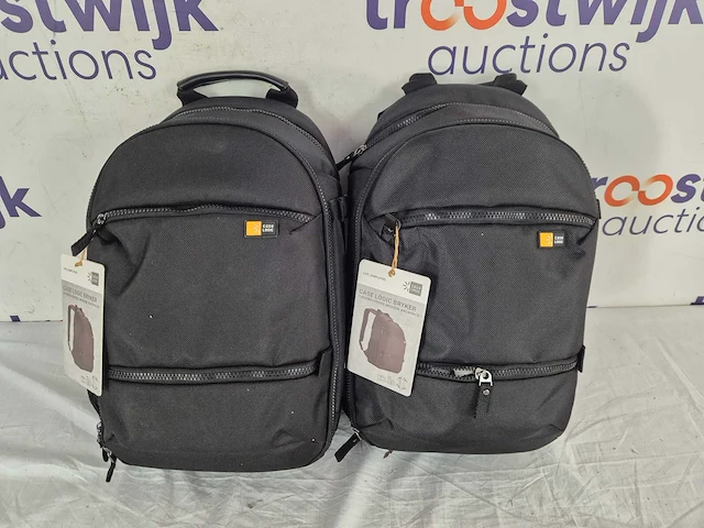 2x case logic bryker - laptop rugzak - 15.6 inch / zwart - afbeelding 2 van  2