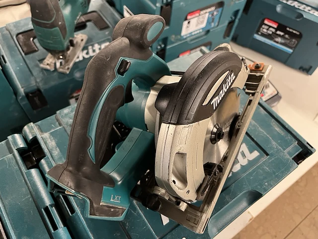 2x cirkelzaag in m-box makita, dhs630zj - afbeelding 4 van  8