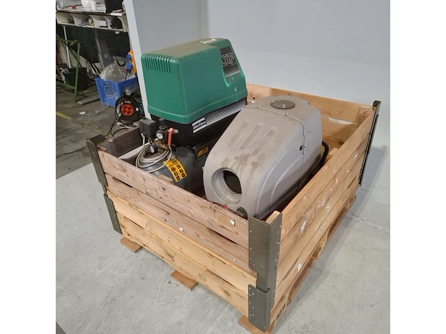 2x compressor, atlas copco, dari, o.a. lxf12 - afbeelding 5 van  11